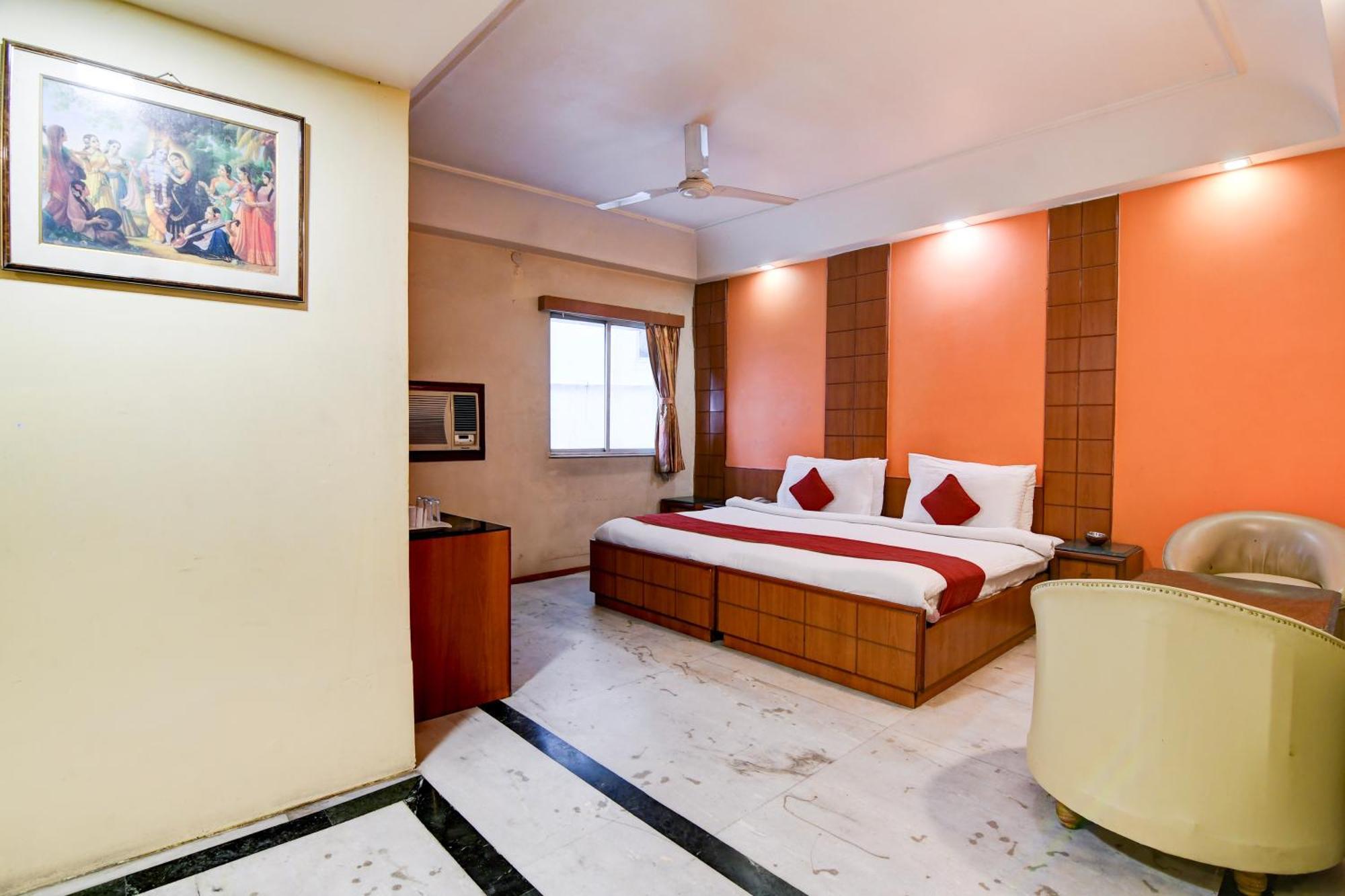 Hotel King'S Crown Calcutta Buitenkant foto