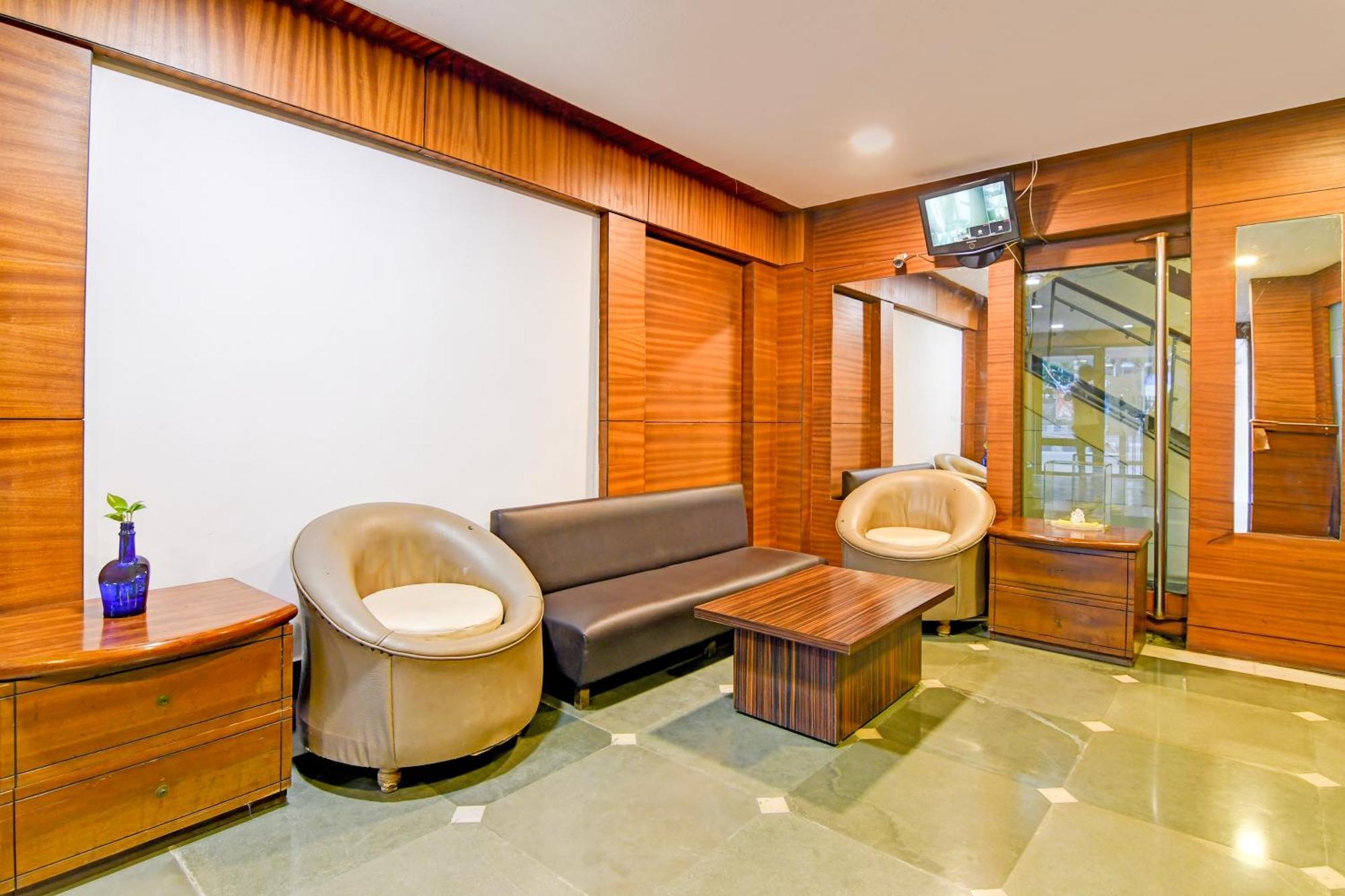 Hotel King'S Crown Calcutta Buitenkant foto